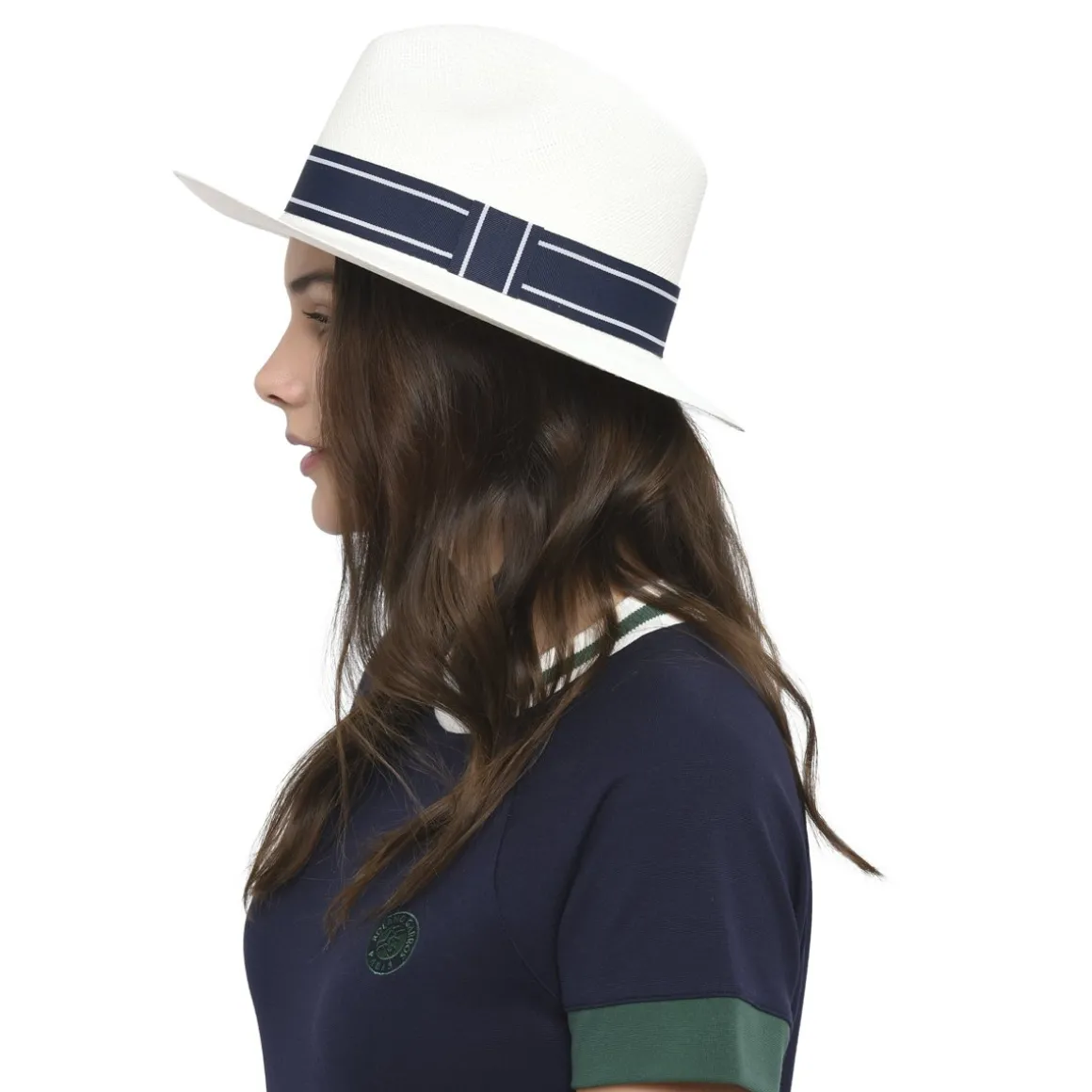 panama_vritable_ruban_ray_rolandgarros__ivoire_et_marine_4.webp Roland-Garros Casquettes & Chapeaux | Casquettes & Chapeaux-Panama véritable ruban rayé - Ivoire et marine