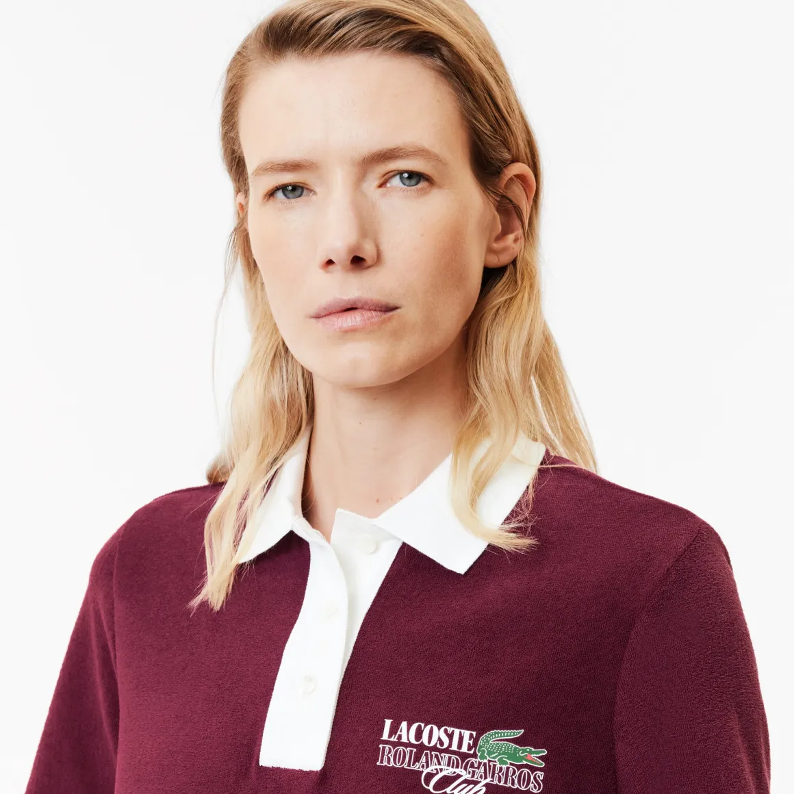 polo_club_dition_lacoste_x_rolandgarros__bordeaux_1.webp Roland-Garros Polos & Chemises-Polo Club Édition Lacoste x - Bordeaux