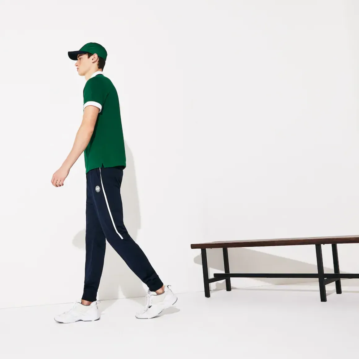 polo_lacoste_x_rolandgarros_en_coton__motif_vgtal_vert_3.webp Roland-Garros Polos-Polo Lacoste x en coton à motif végétal- Vert