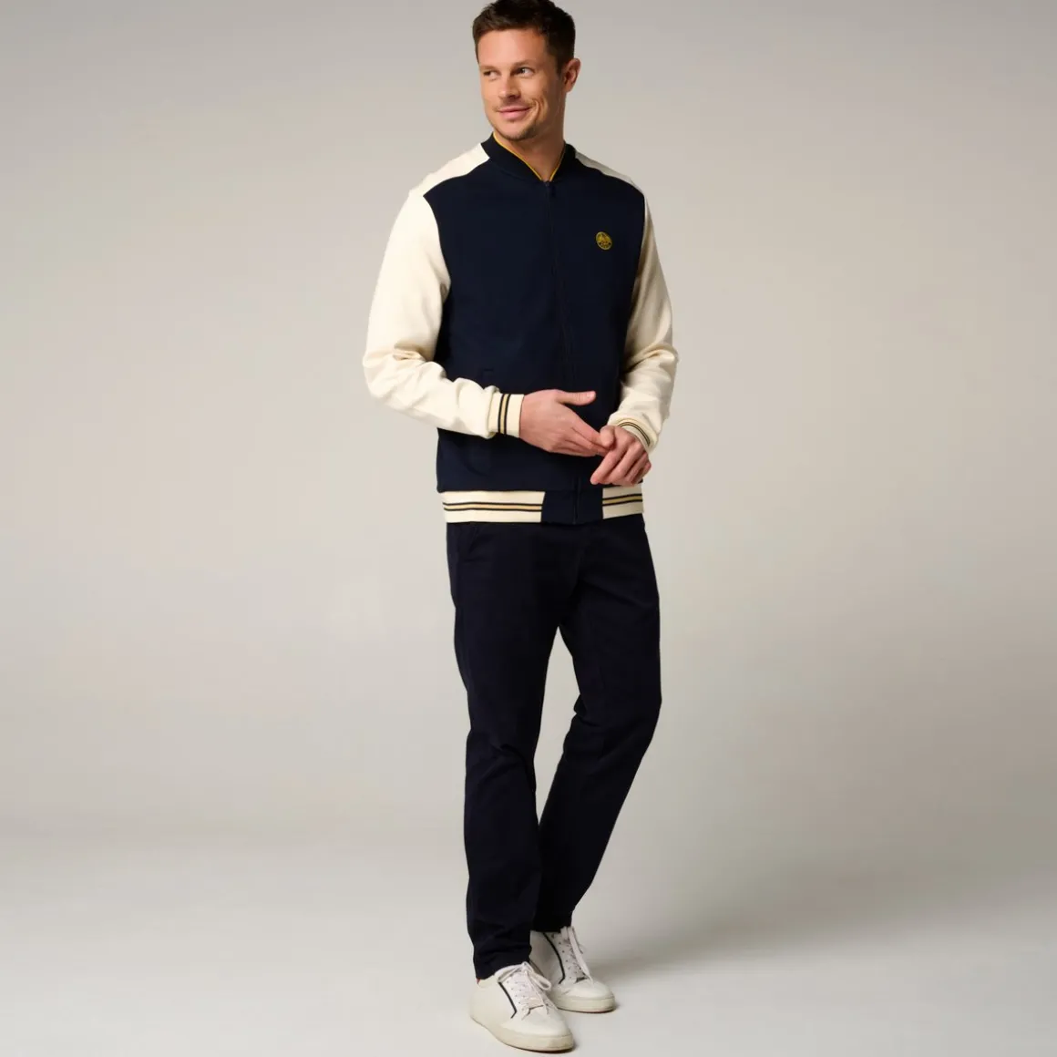 teddy_heritage_homme_rolandgarros__marine_et_ecru_3.webp Roland-Garros Vestes-Teddy Heritage homme - Marine et ecru