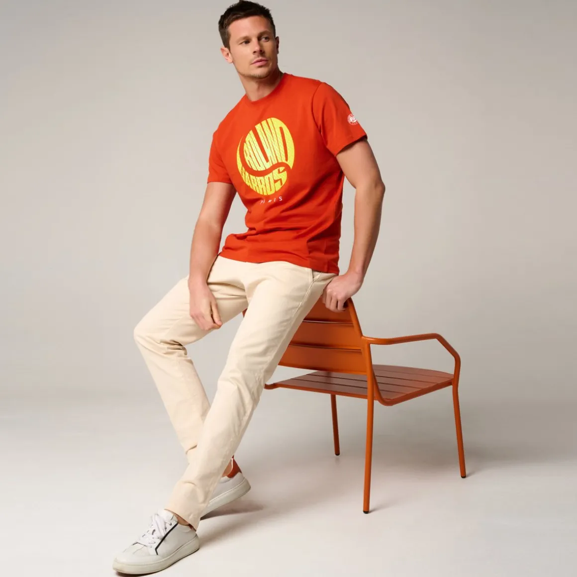 tshirt_balle_homme_rolandgarros__terre_battue_3.webp Roland-Garros T-shirts-T-shirt Balle homme - Terre battue
