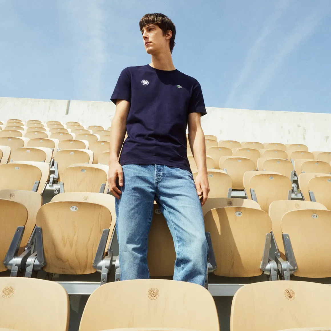 tshirt_homme_lacoste_pour_rolandgarros__marine_2.webp Roland-Garros T-shirts-T-shirt homme Lacoste pour - Marine