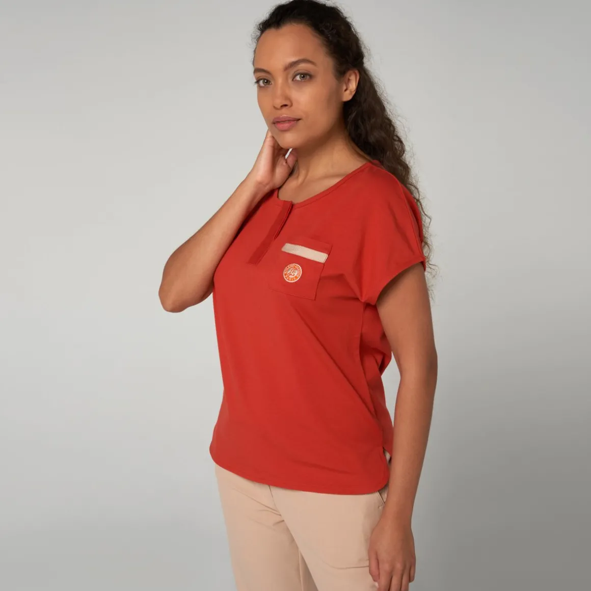 tunique_femme_rolandgarros__terre_battue_2.webp Roland-Garros T Shirts & Débardeurs-Tunique femme - Terre battue